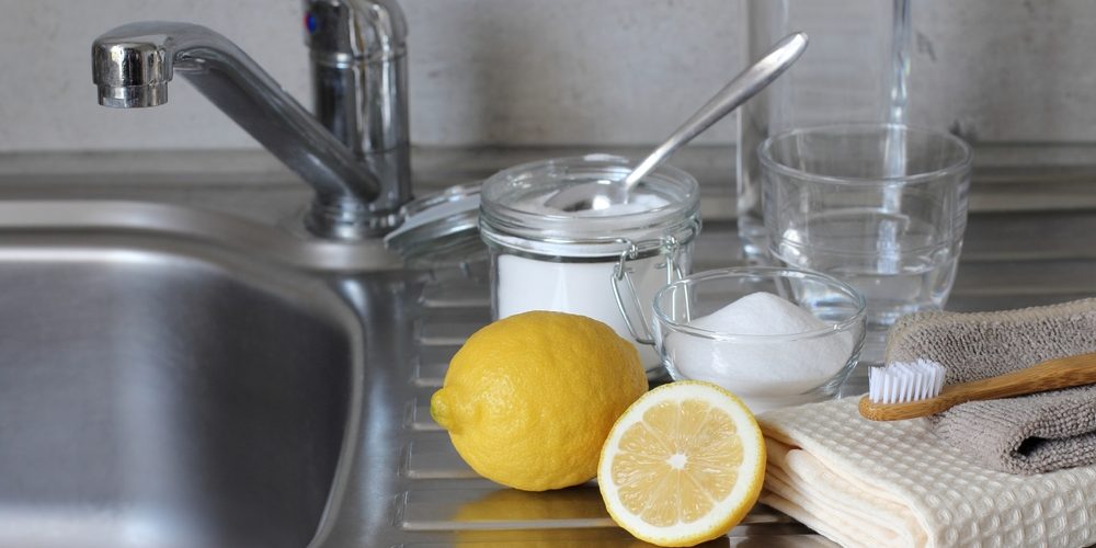 Top 5 beneficios del vinagre para limpiar en el hogar - Teza Clean